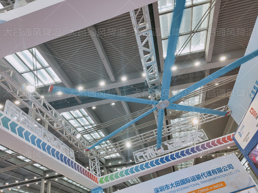 工業(yè)大風扇在不同環(huán)境下有哪些作用