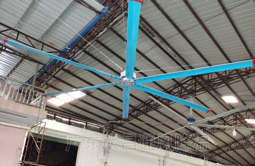 大型工業(yè)風(fēng)扇 高大空降安裝大幅度降低使用成本