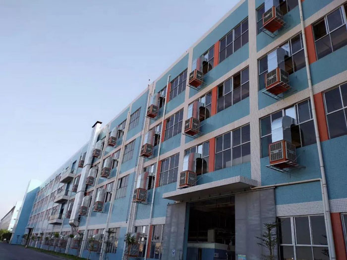 廠房降溫用什么設(shè)備好 潤東方環(huán)?？照{(diào)告訴你