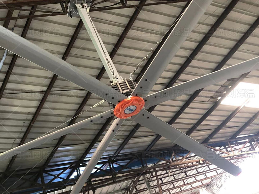 大型倉庫如何降溫通風(fēng)？這幾種方法試試