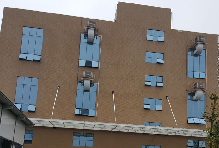 湖南某化工廠潤東方環(huán)?？照{(diào)降溫工程