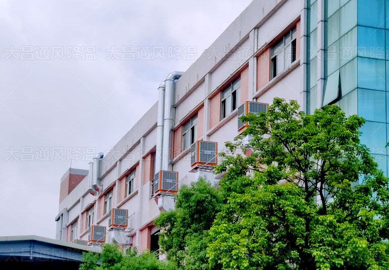 廠房車間太熱怎么給工人解決通風(fēng)降溫問題