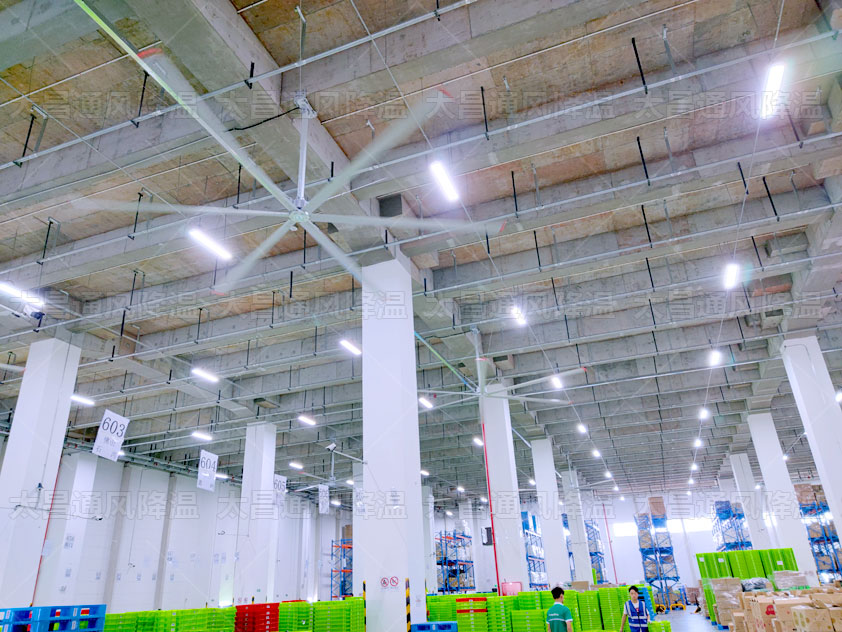 解決倉庫通風(fēng)降溫有哪些省電的降溫方案呢？