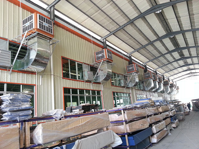 夏季怎么給鐵棚廠房通風(fēng)降溫