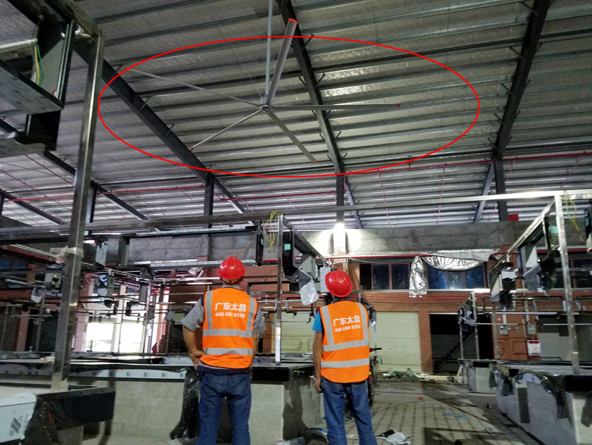 大型工業(yè)吊扇生產廠家 工業(yè)風扇解決廠房悶熱問題