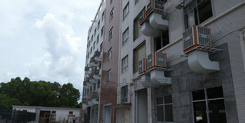 車間降溫安裝什么空調(diào)效果好？