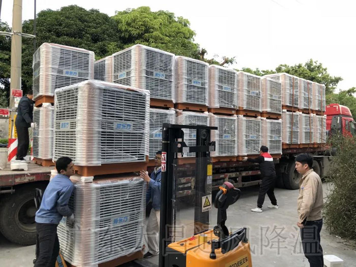 潤東方環(huán)?？照{(diào)告訴您車間需要什么樣的降溫設(shè)備